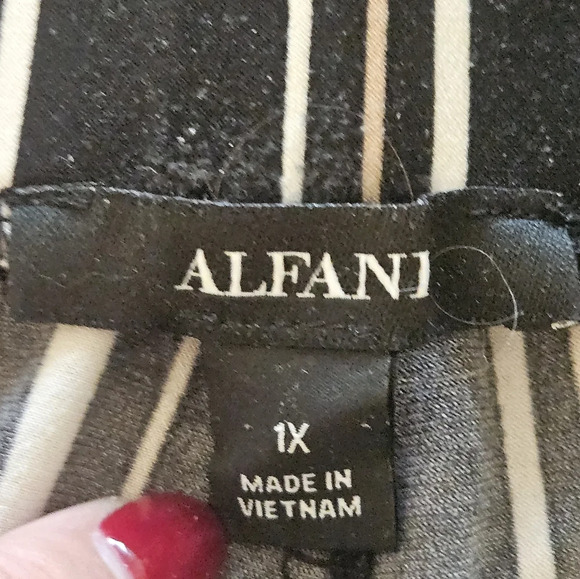 Alfani Wide Leg Black Brown Gold Striped Pull On Pants Plus Sz 1X EUC - Picture 9 of 10